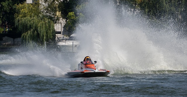 洛卡特利是 洛卡特利是